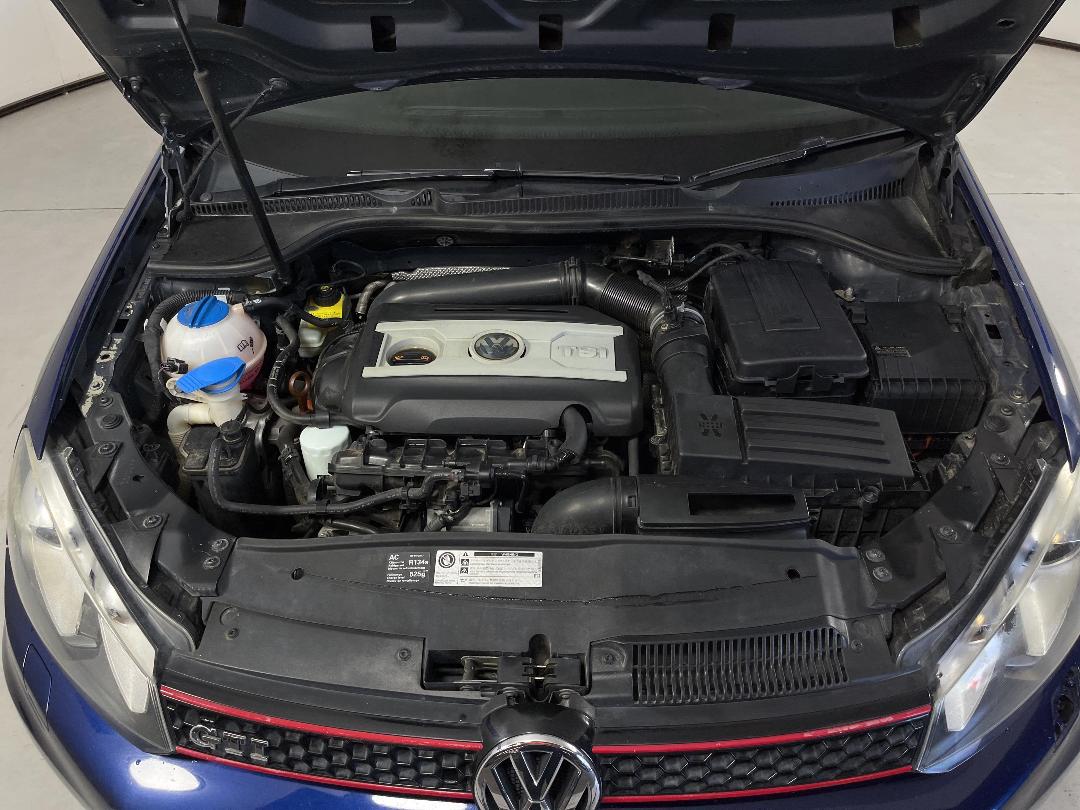 Photo '13' of Volkswagen Golf Photo '13' of Volkswagen Golf