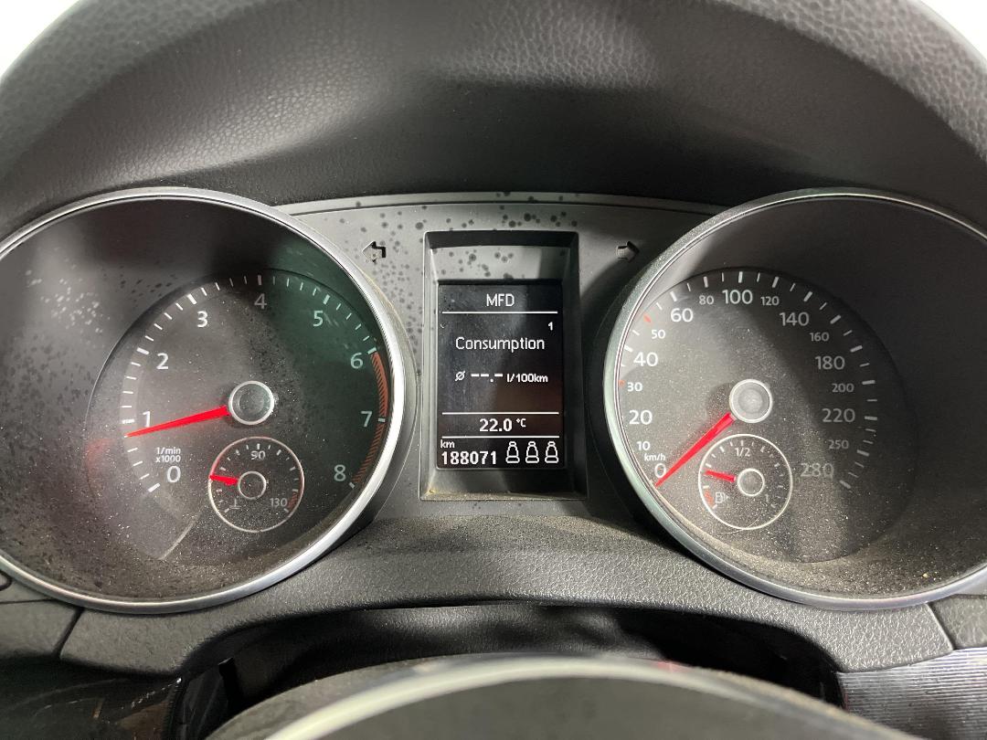 Photo '21' of Volkswagen Golf Photo '21' of Volkswagen Golf