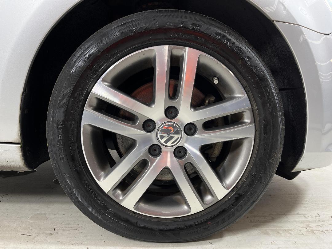 Photo '9' of Volkswagen Golf