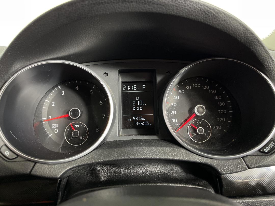 Photo '21' of Volkswagen Golf