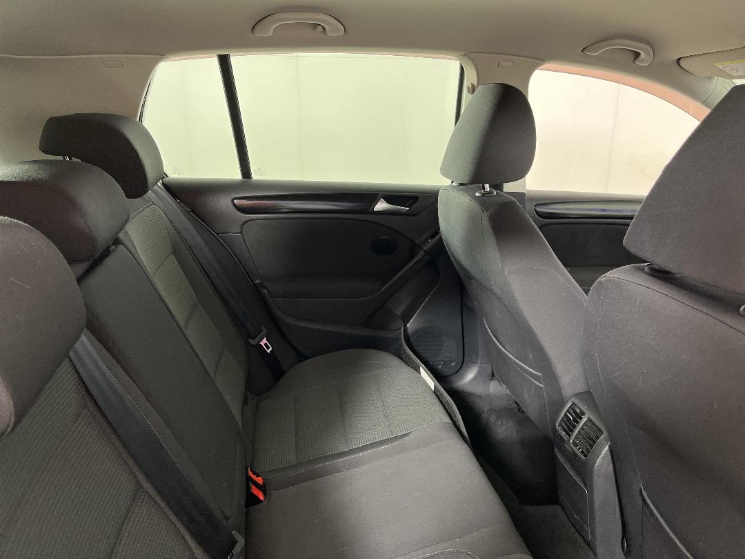 Photo '20' of Volkswagen Golf