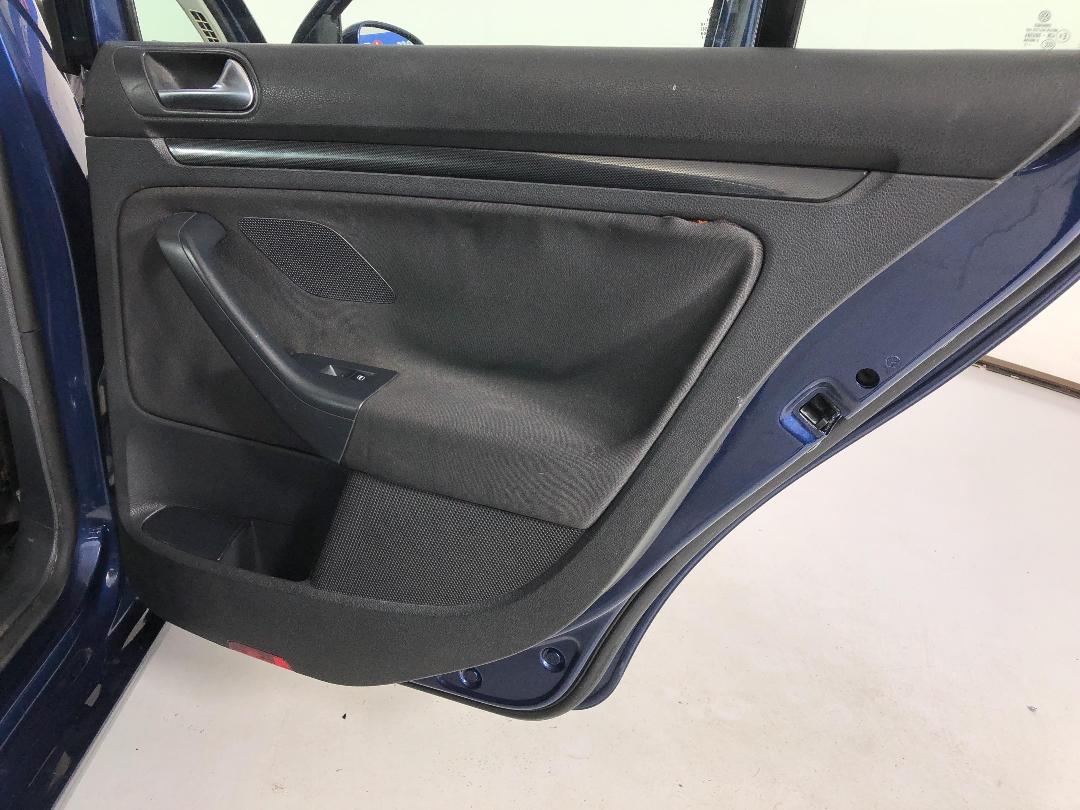 Photo '19' of Volkswagen Golf