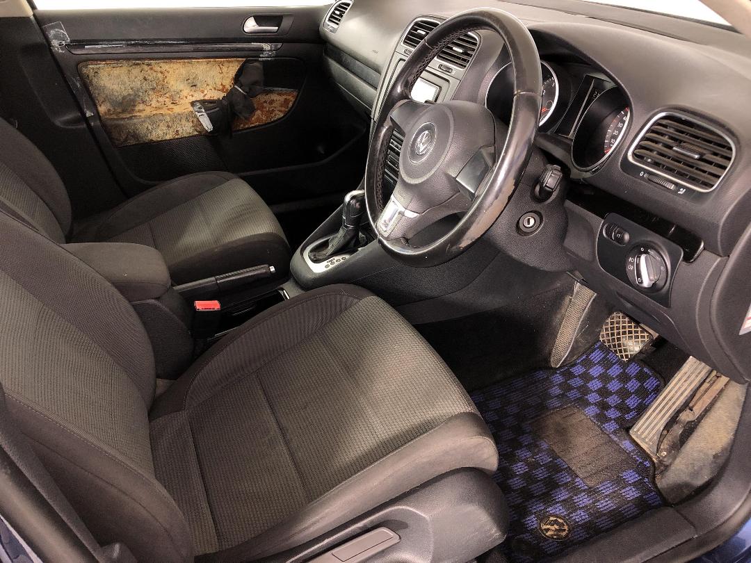 Photo '16' of Volkswagen Golf