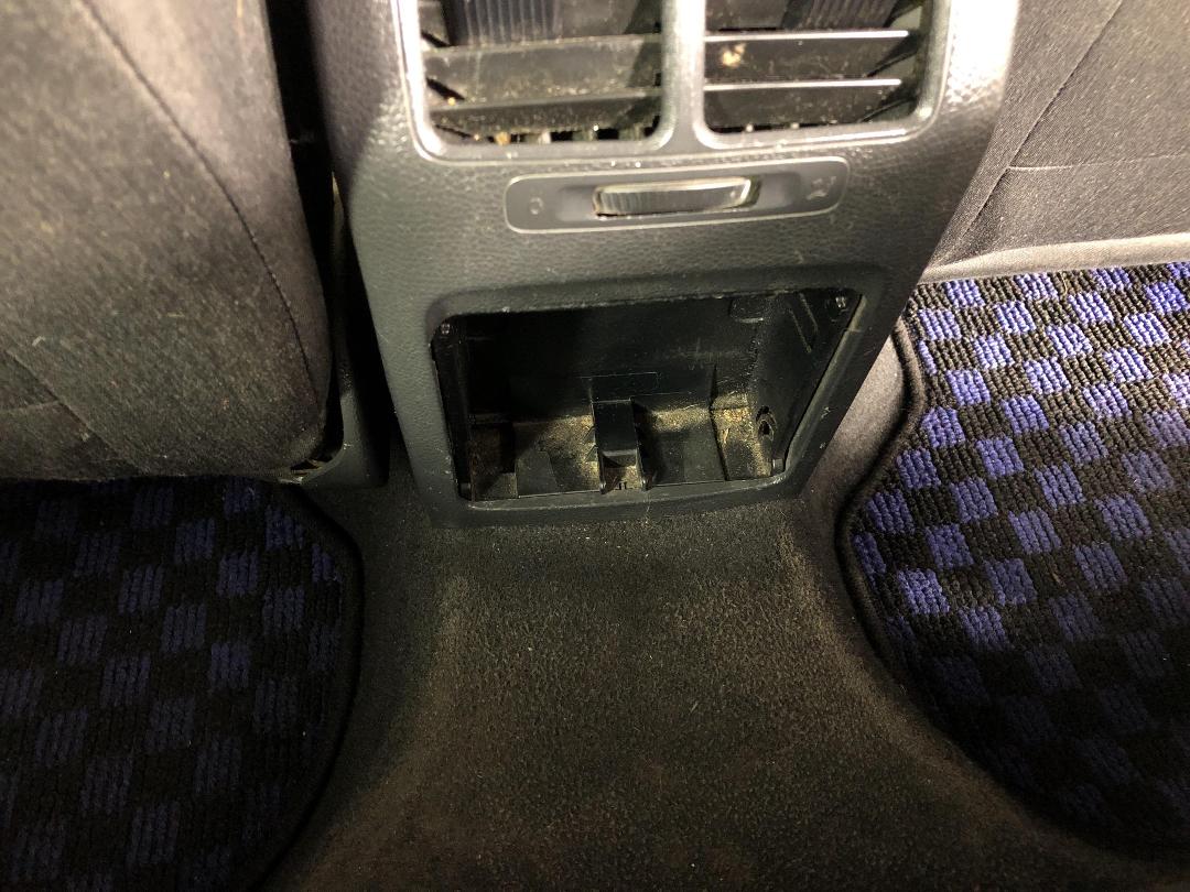 Photo '24' of Volkswagen Golf