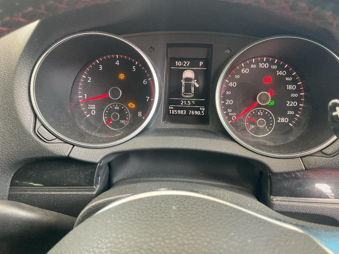 Photo '8' of Volkswagen Golf GTI Photo '8' of Volkswagen Golf GTI