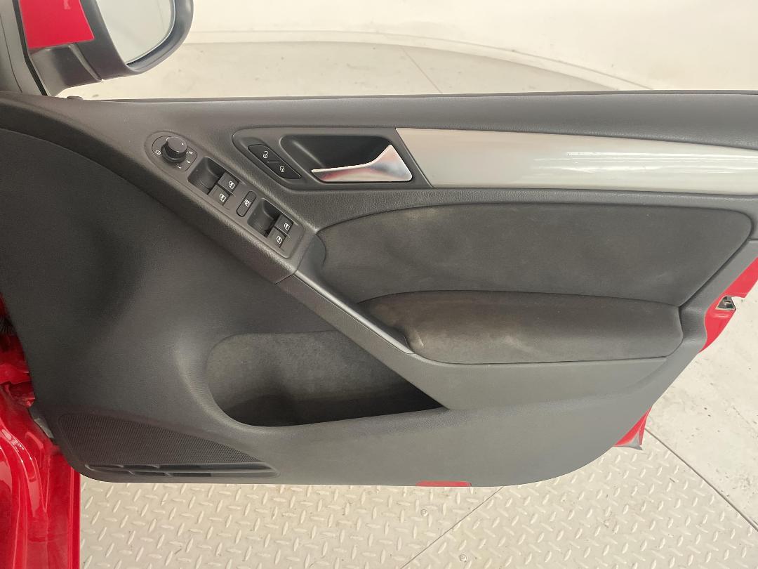 Photo '15' of Volkswagen Golf