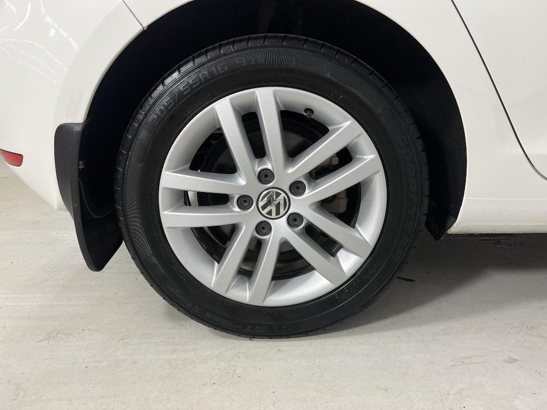 Photo '12' of Volkswagen Golf Photo '12' of Volkswagen Golf