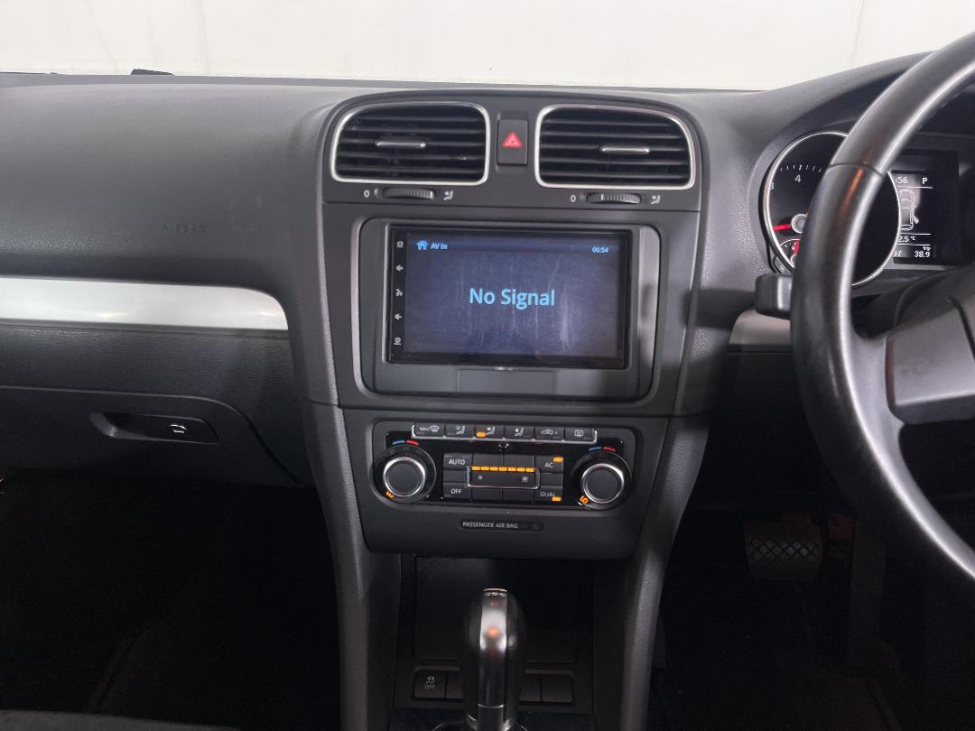 Photo '18' of Volkswagen Golf Photo '18' of Volkswagen Golf