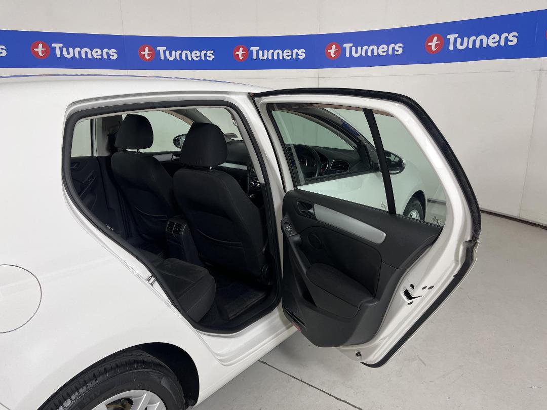 Photo '19' of Volkswagen Golf Photo '19' of Volkswagen Golf