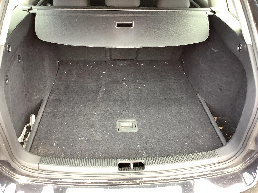 Photo '5' of Volkswagen Golf