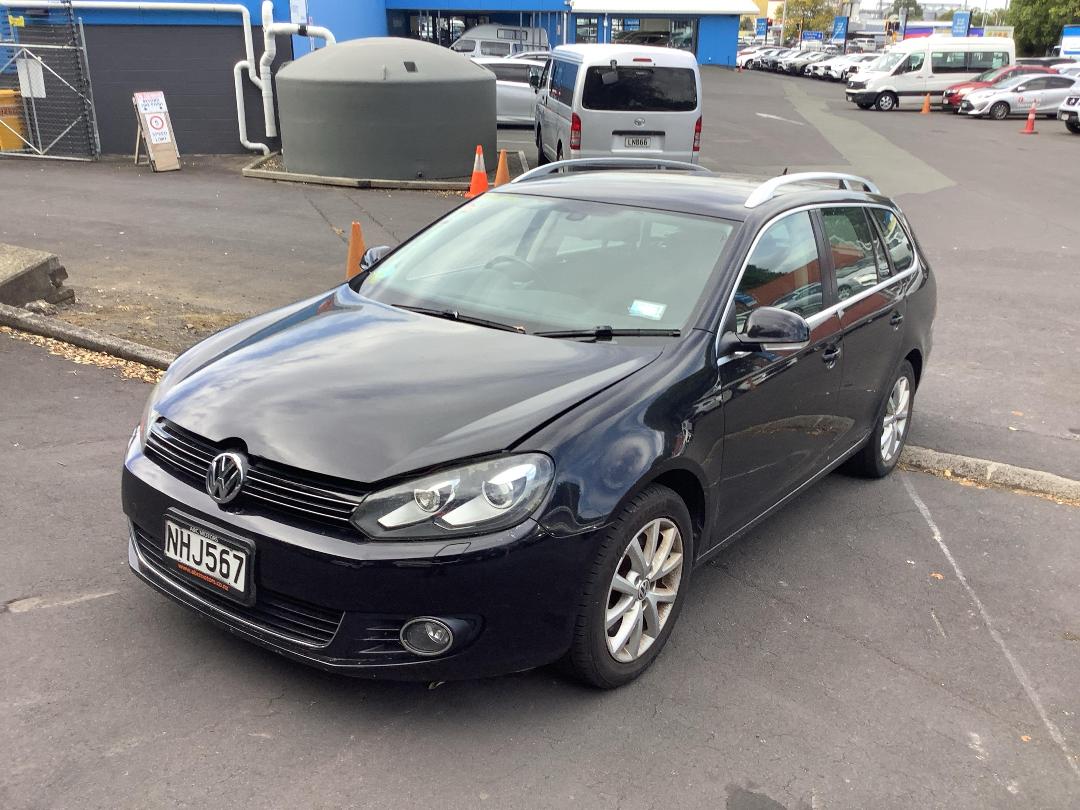 Photo '2' of Volkswagen Golf