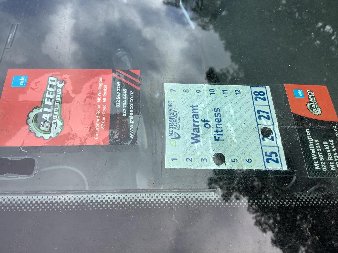 Photo '8' of Volkswagen Golf