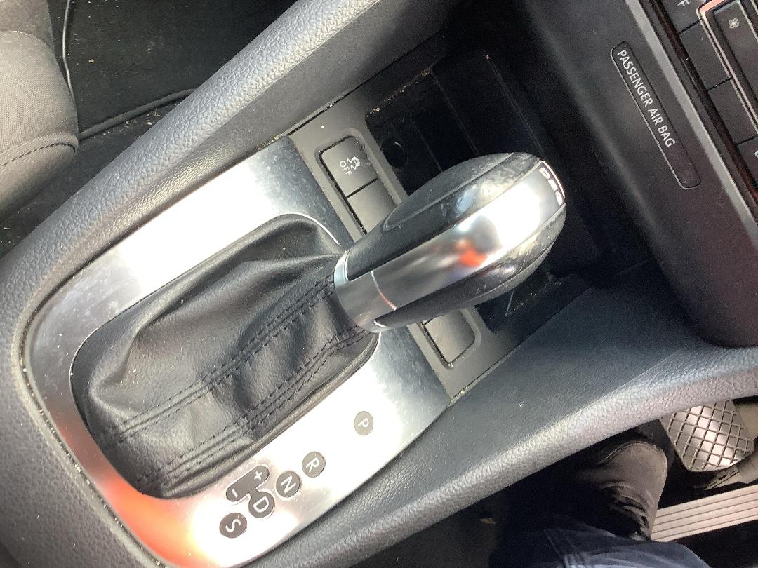 Photo '11' of Volkswagen Golf