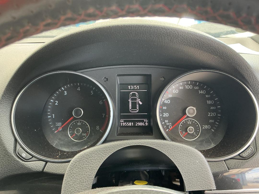 Photo '10' of Volkswagen Golf GTI 155KW