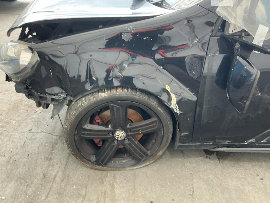 Photo '17' of Volkswagen Golf GTI 155KW