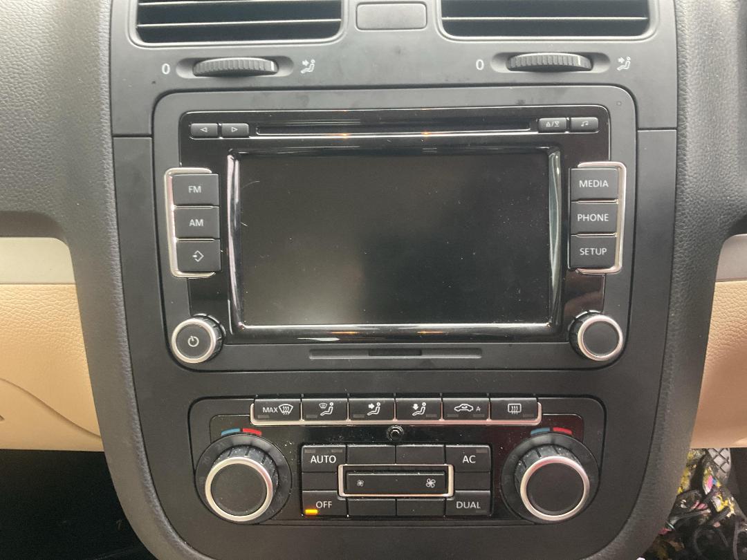 Photo '10' of Volkswagen Jetta 125KW TDI H/L