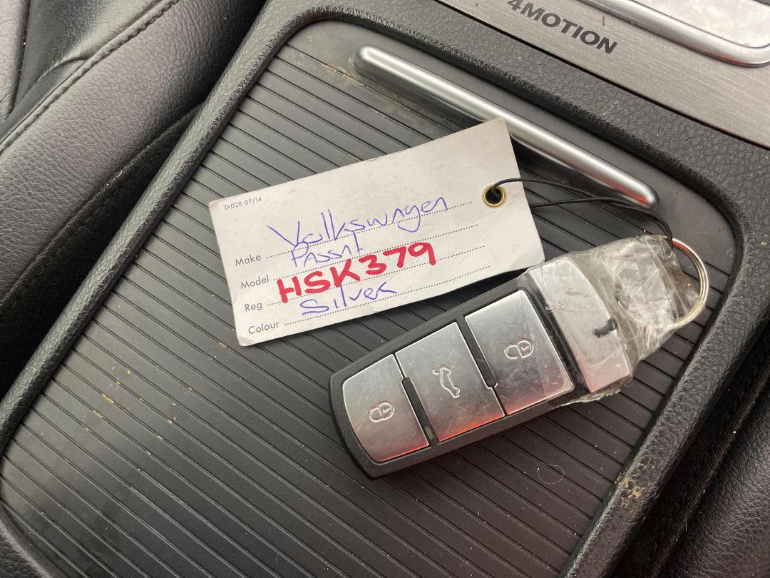 Photo '22' of Volkswagen Passat Photo '22' of Volkswagen Passat