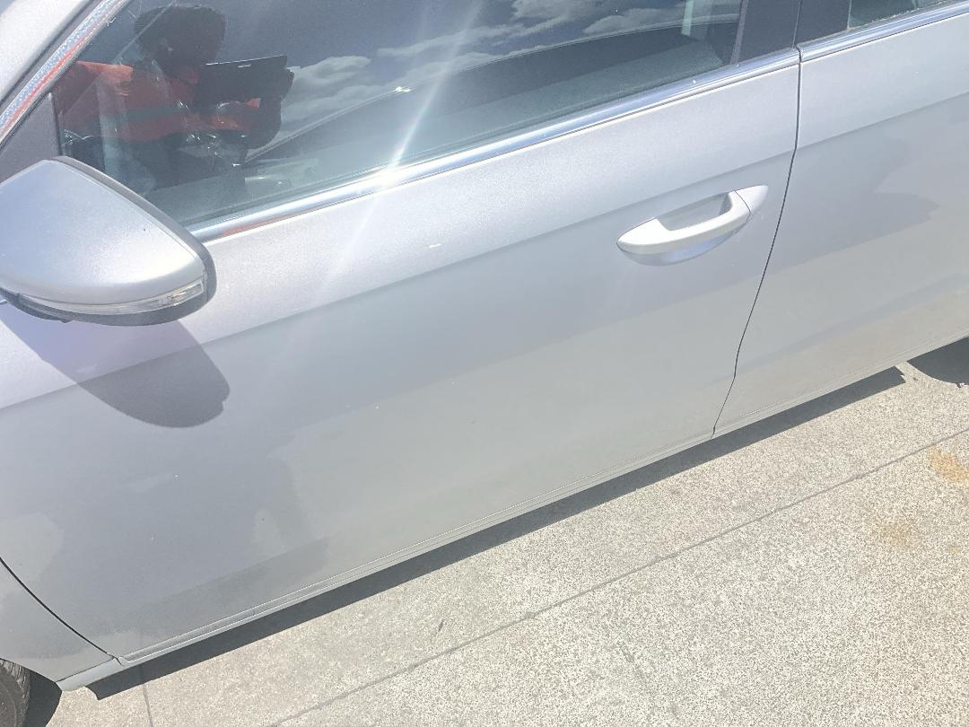 Photo '8' of Volkswagen Passat