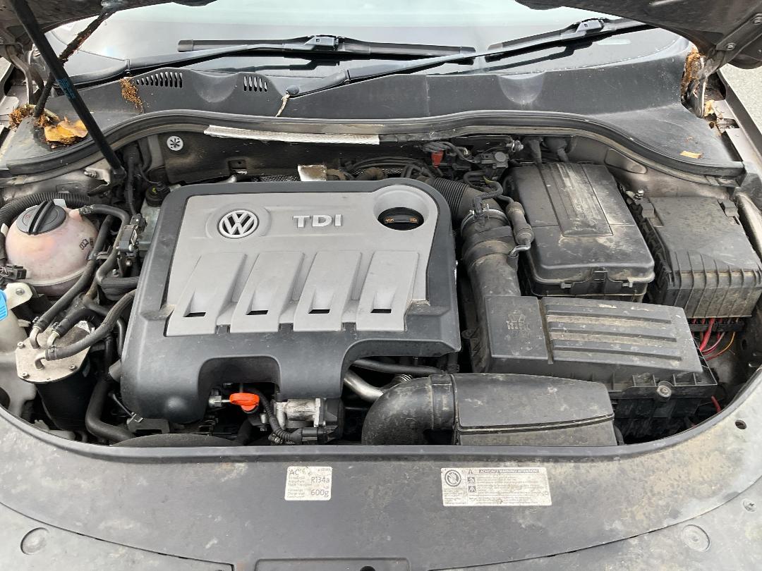 Photo '2' of Volkswagen Passat Variant TDI 125KW CL