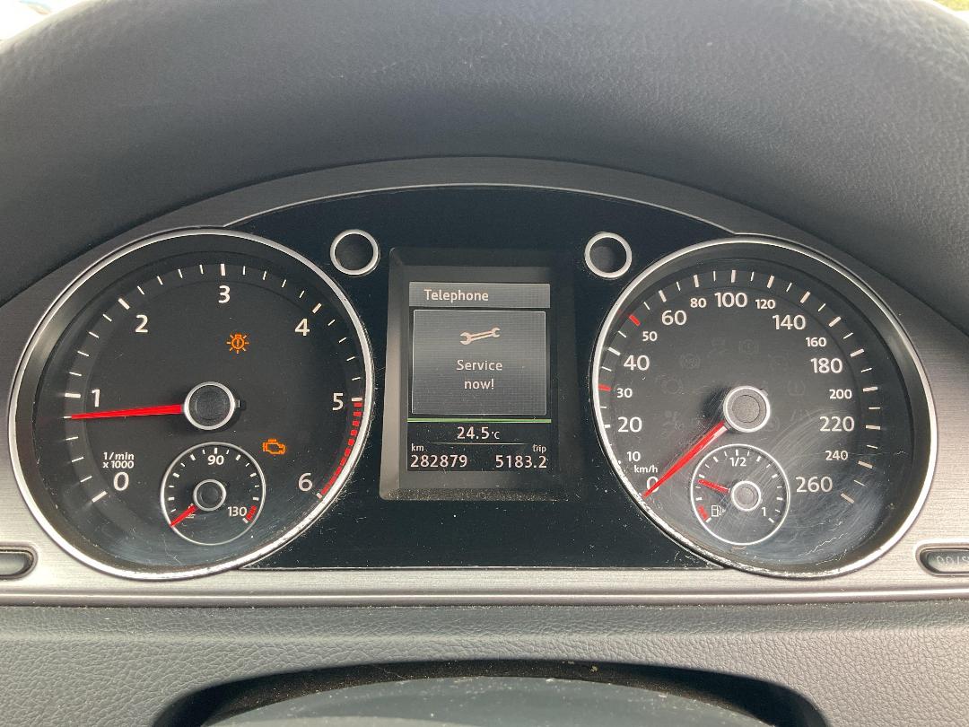 Photo '8' of Volkswagen Passat Variant TDI 125KW CL