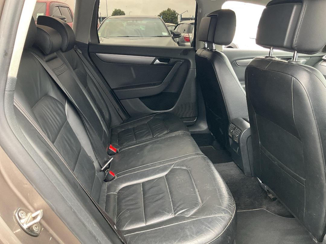 Photo '9' of Volkswagen Passat Variant TDI 125KW CL