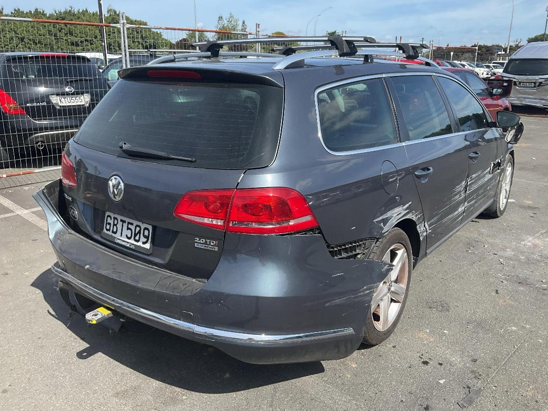 Photo '4' of Volkswagen Passat Variant TDI 125KW CL