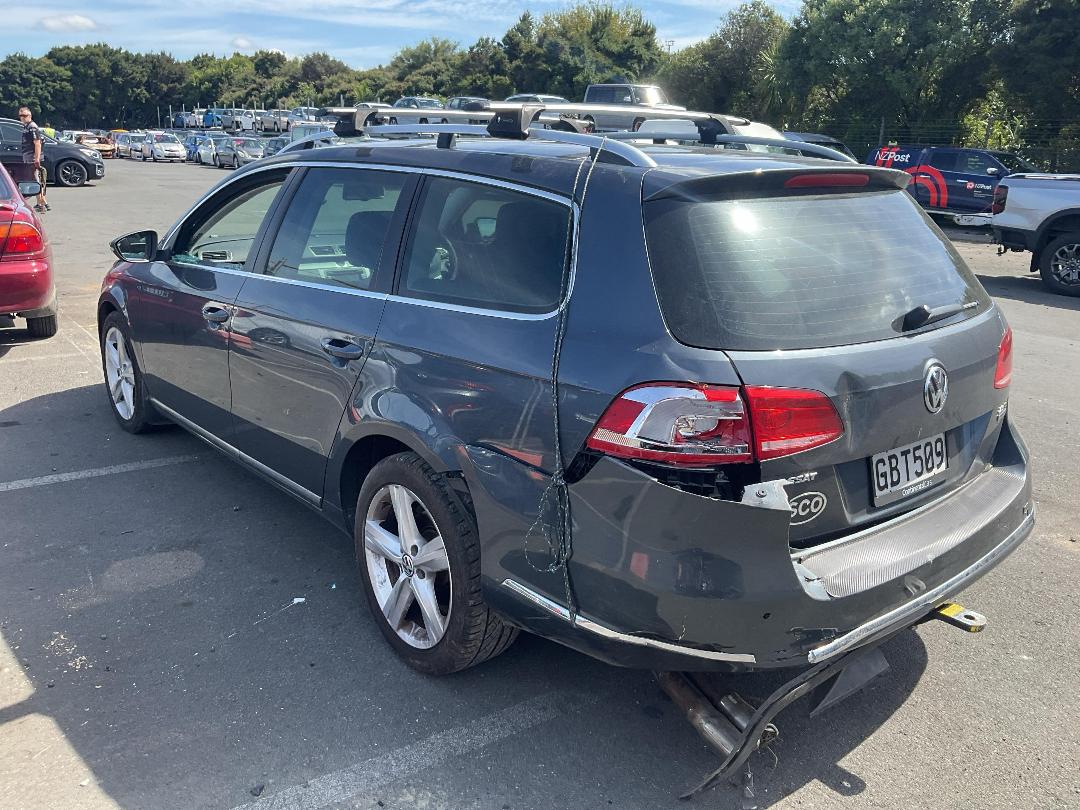 Photo '3' of Volkswagen Passat Variant TDI 125KW CL