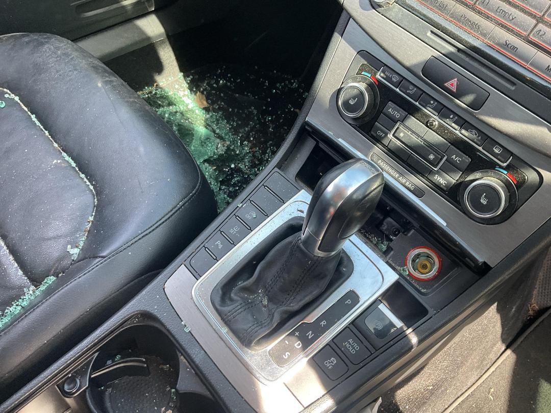 Photo '14' of Volkswagen Passat Variant TDI 125KW CL