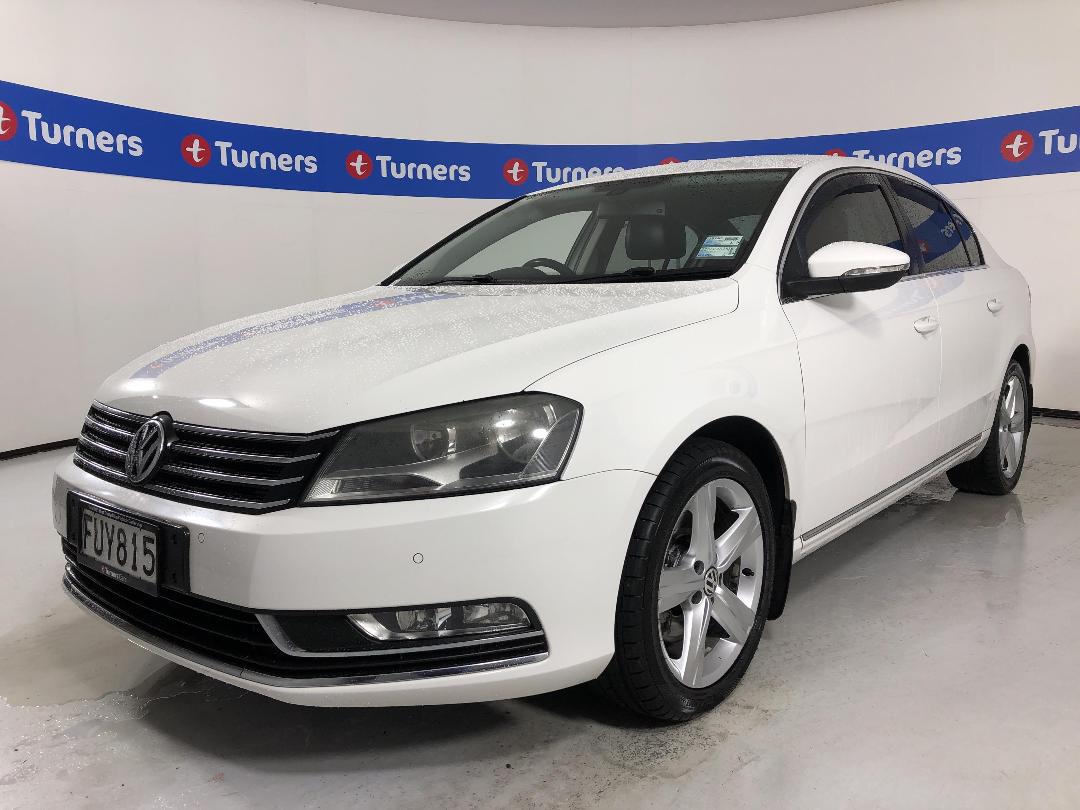 Photo '4' of Volkswagen Passat Photo '4' of Volkswagen Passat