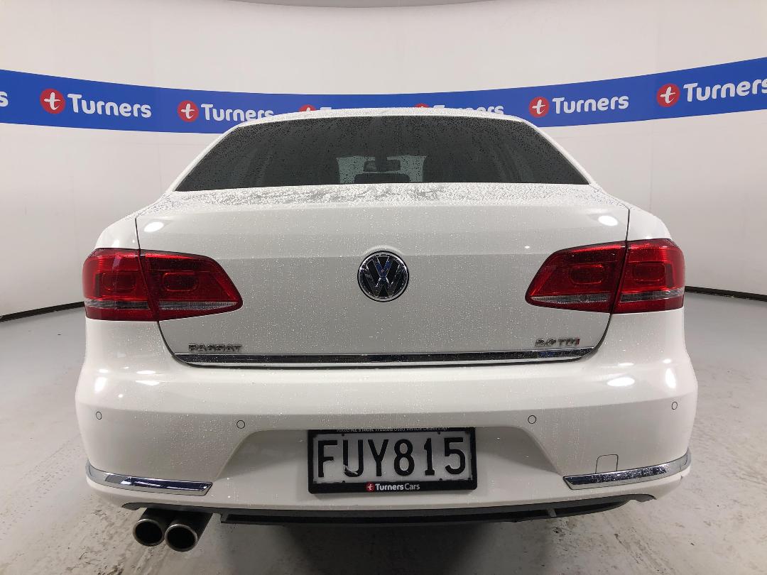 Photo '6' of Volkswagen Passat Photo '6' of Volkswagen Passat