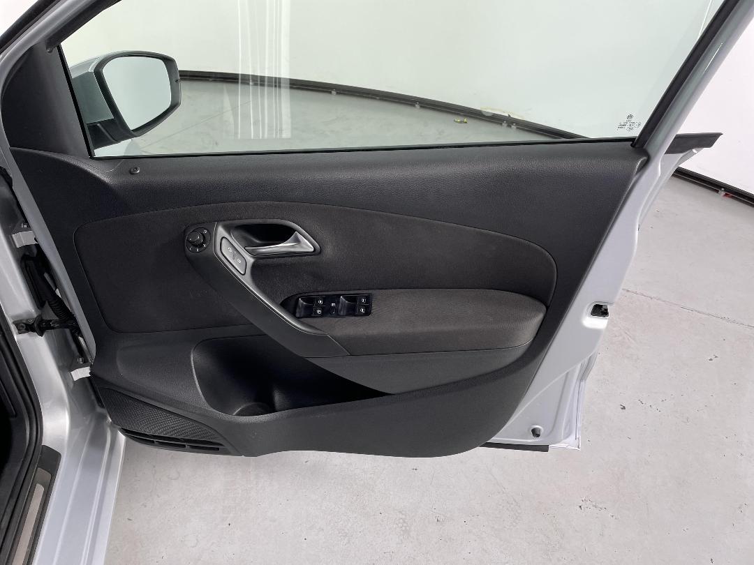 Photo '15' of Volkswagen Polo