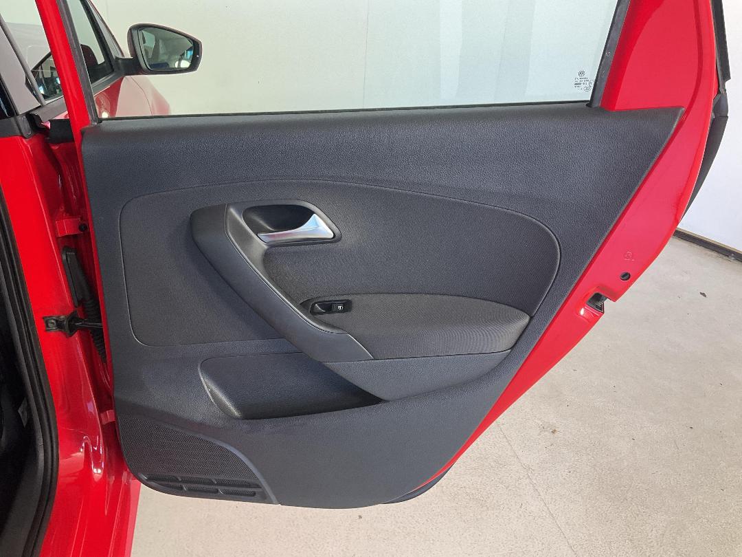 Photo '19' of Volkswagen Polo