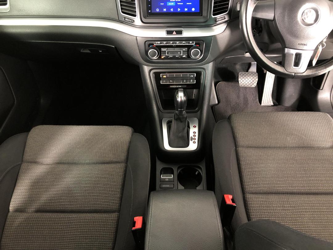 Photo '18' of Volkswagen Sharan