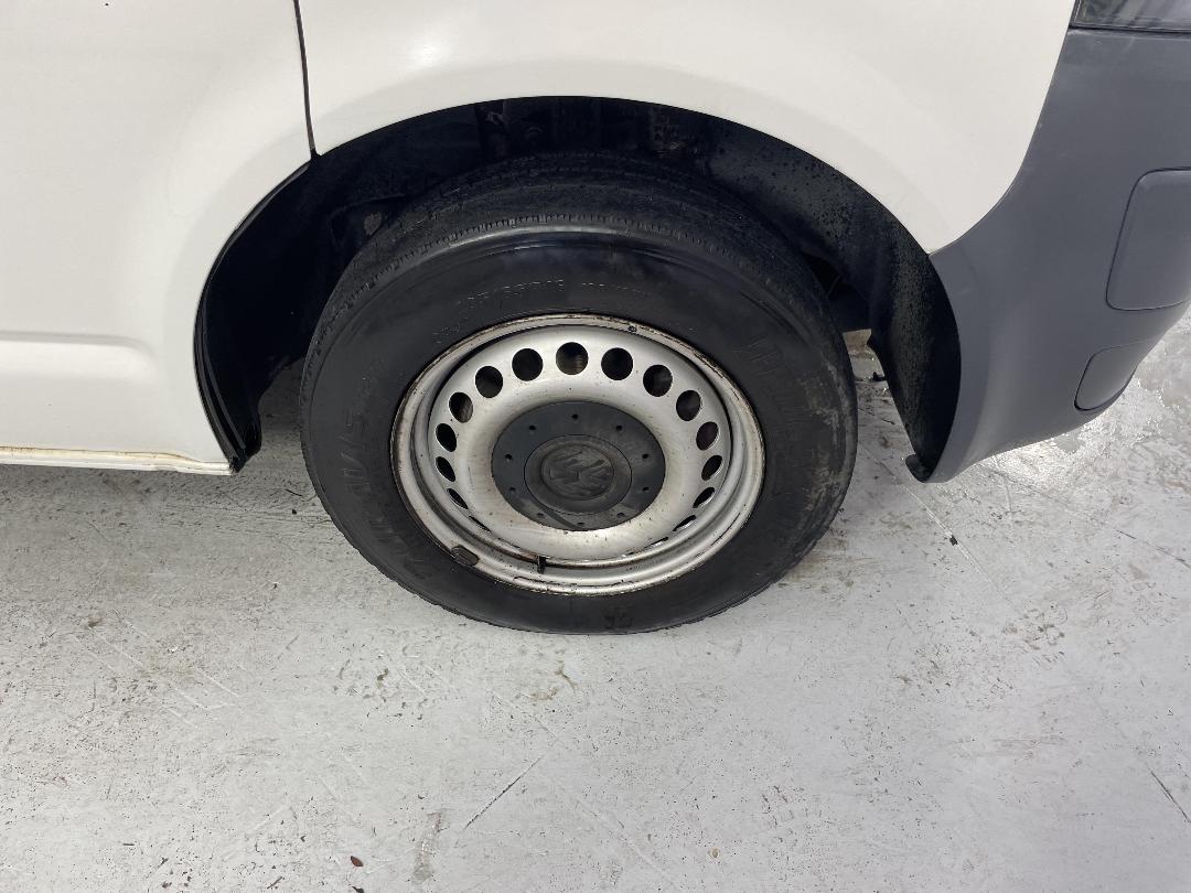 Photo '9' of Volkswagen T5