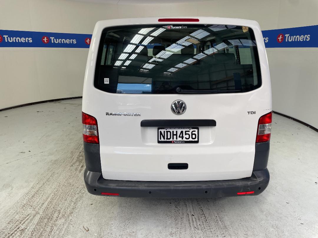 Photo '6' of Volkswagen T5