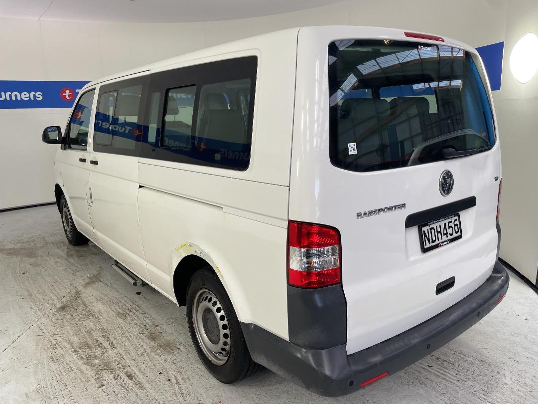 Photo '5' of Volkswagen T5