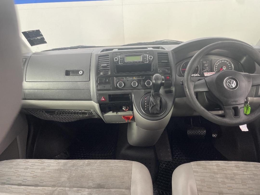 Photo '18' of Volkswagen T5