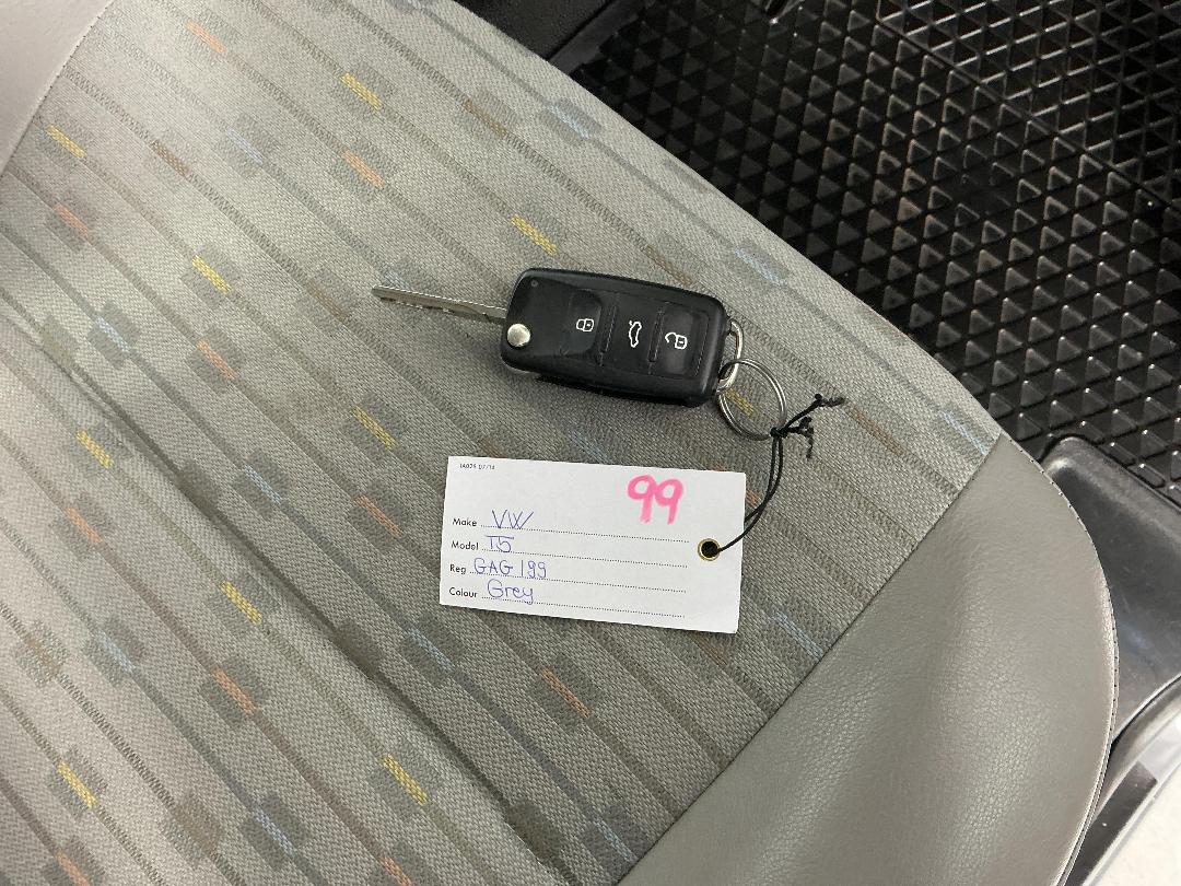 Photo '21' of Volkswagen T5