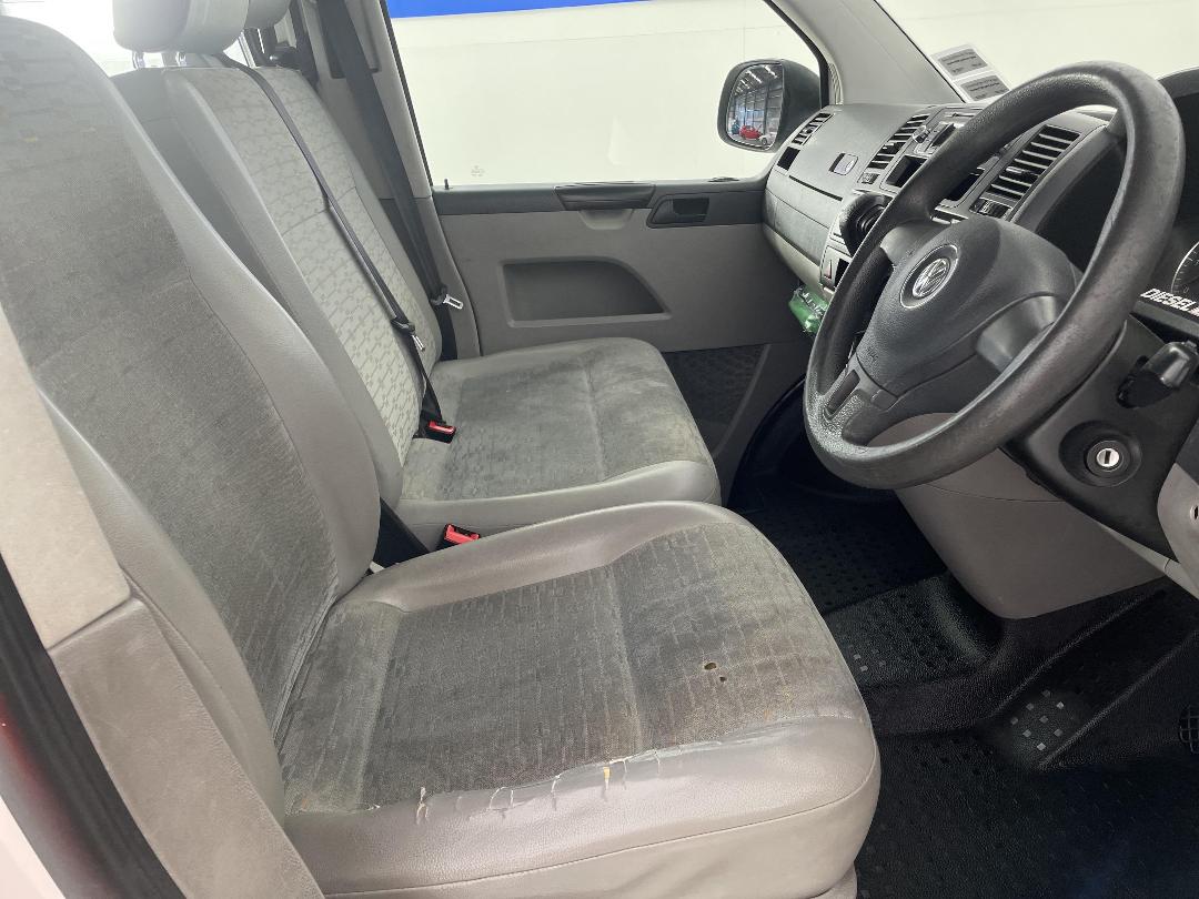 Photo '16' of Volkswagen T5