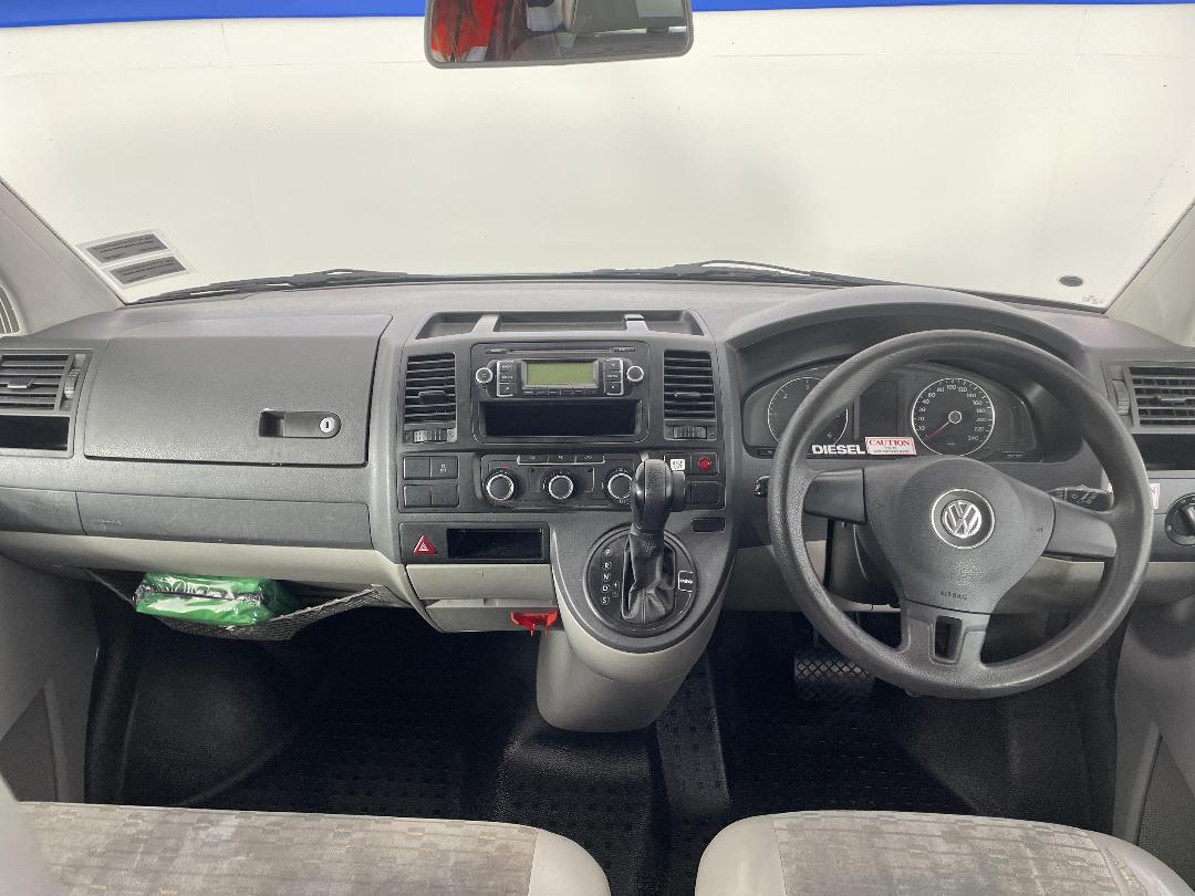 Photo '17' of Volkswagen T5