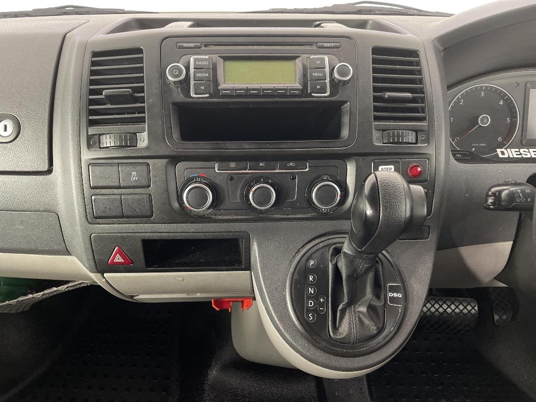 Photo '18' of Volkswagen T5