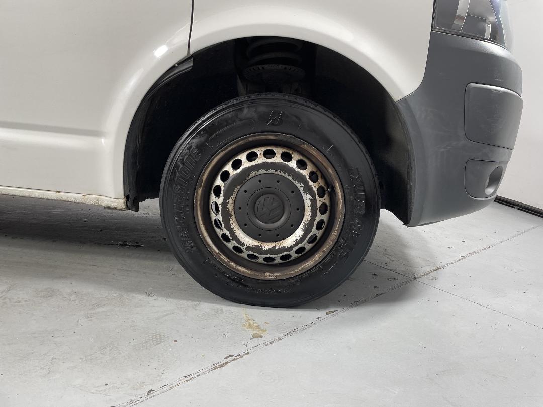 Photo '9' of Volkswagen T5 Photo '9' of Volkswagen T5