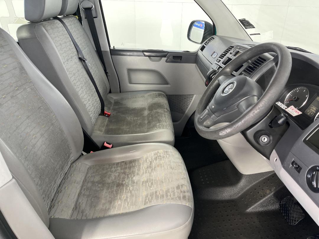 Photo '16' of Volkswagen T5