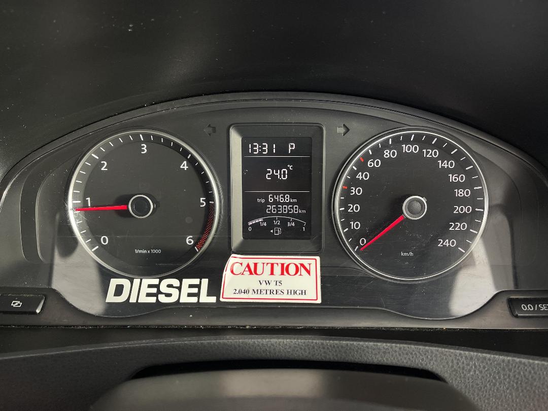 Photo '21' of Volkswagen T5