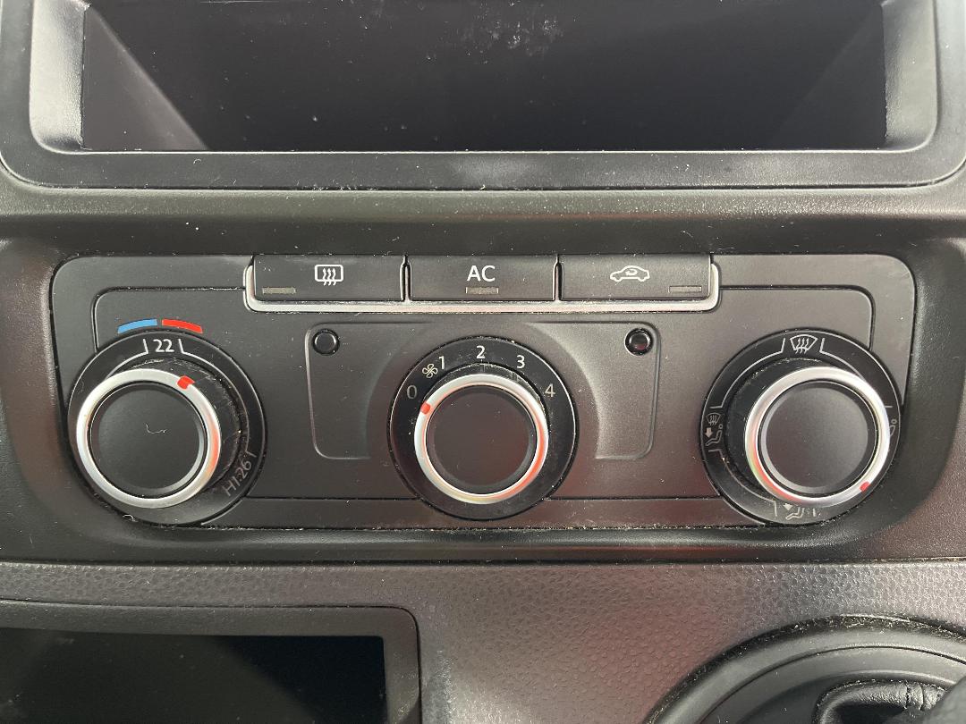 Photo '25' of Volkswagen T5