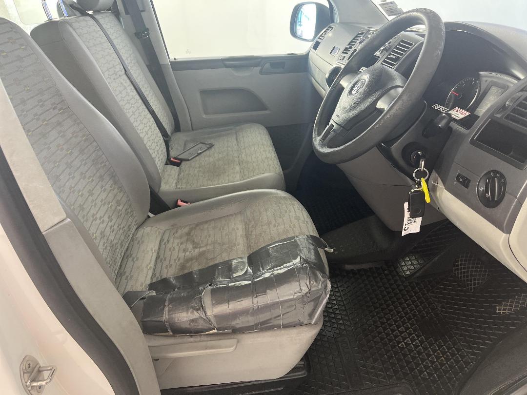 Photo '16' of Volkswagen T5