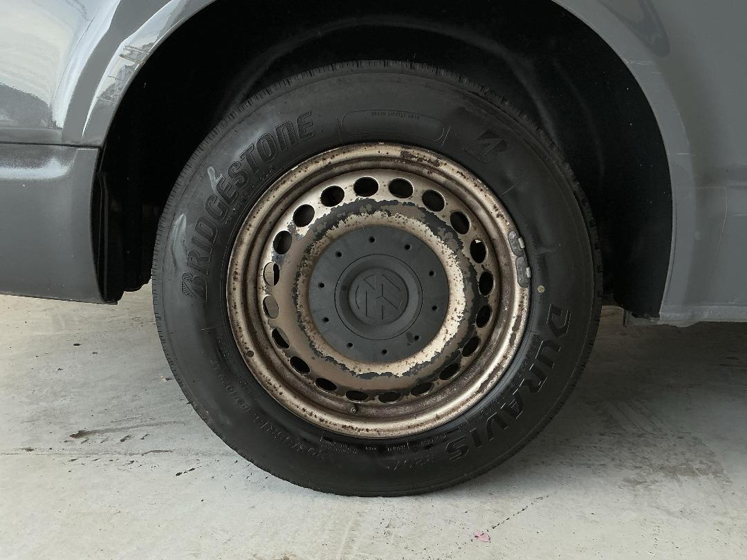 Photo '12' of Volkswagen T5