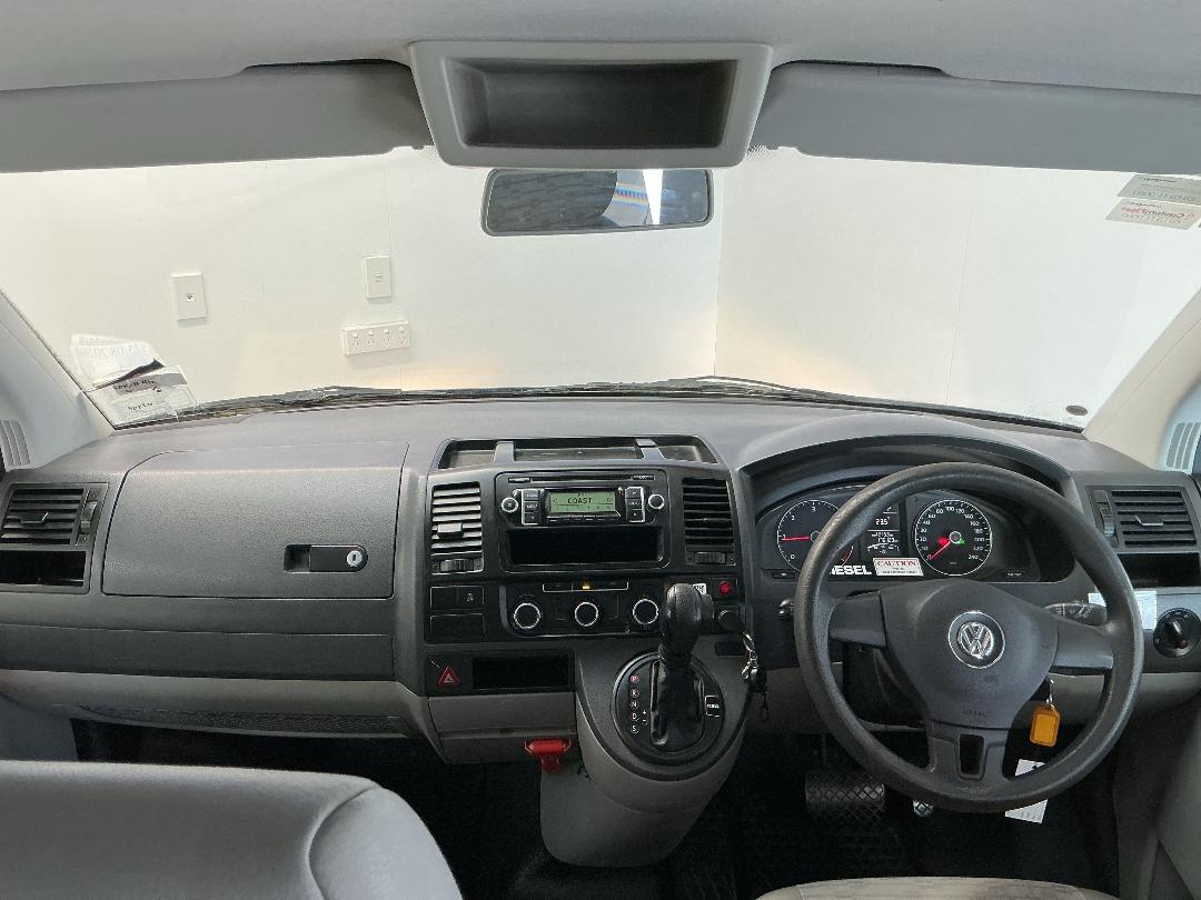 Photo '17' of Volkswagen T5