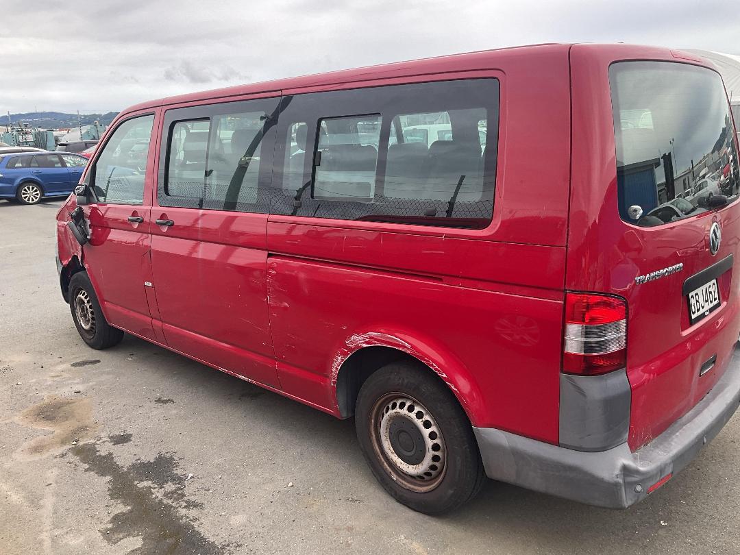 Photo '4' of Volkswagen T5 Transporter LWB Photo '4' of Volkswagen T5 Transporter LWB