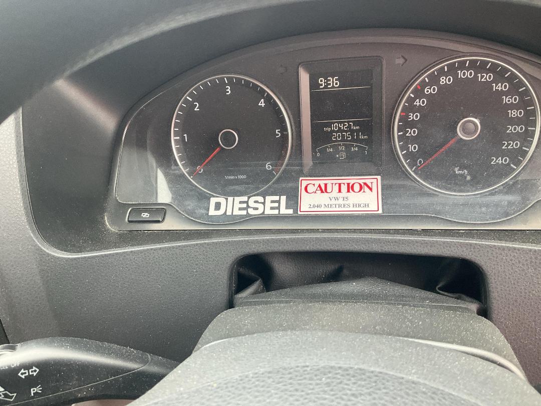 Photo '8' of Volkswagen T5 Transporter LWB Photo '8' of Volkswagen T5 Transporter LWB